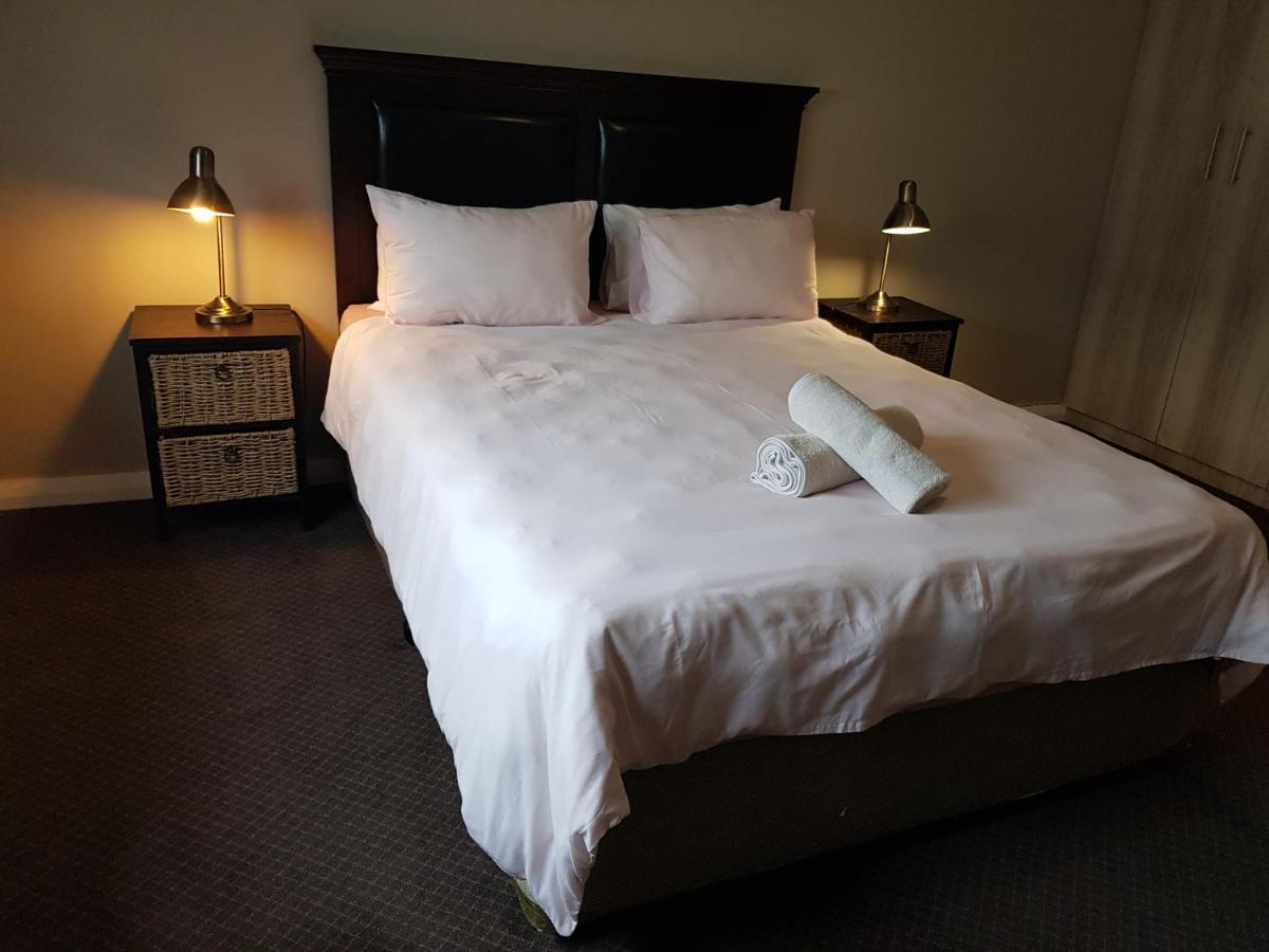Bramber Court Art-Deco Self-Catering Apartments Cidade Do Cabo Exterior foto