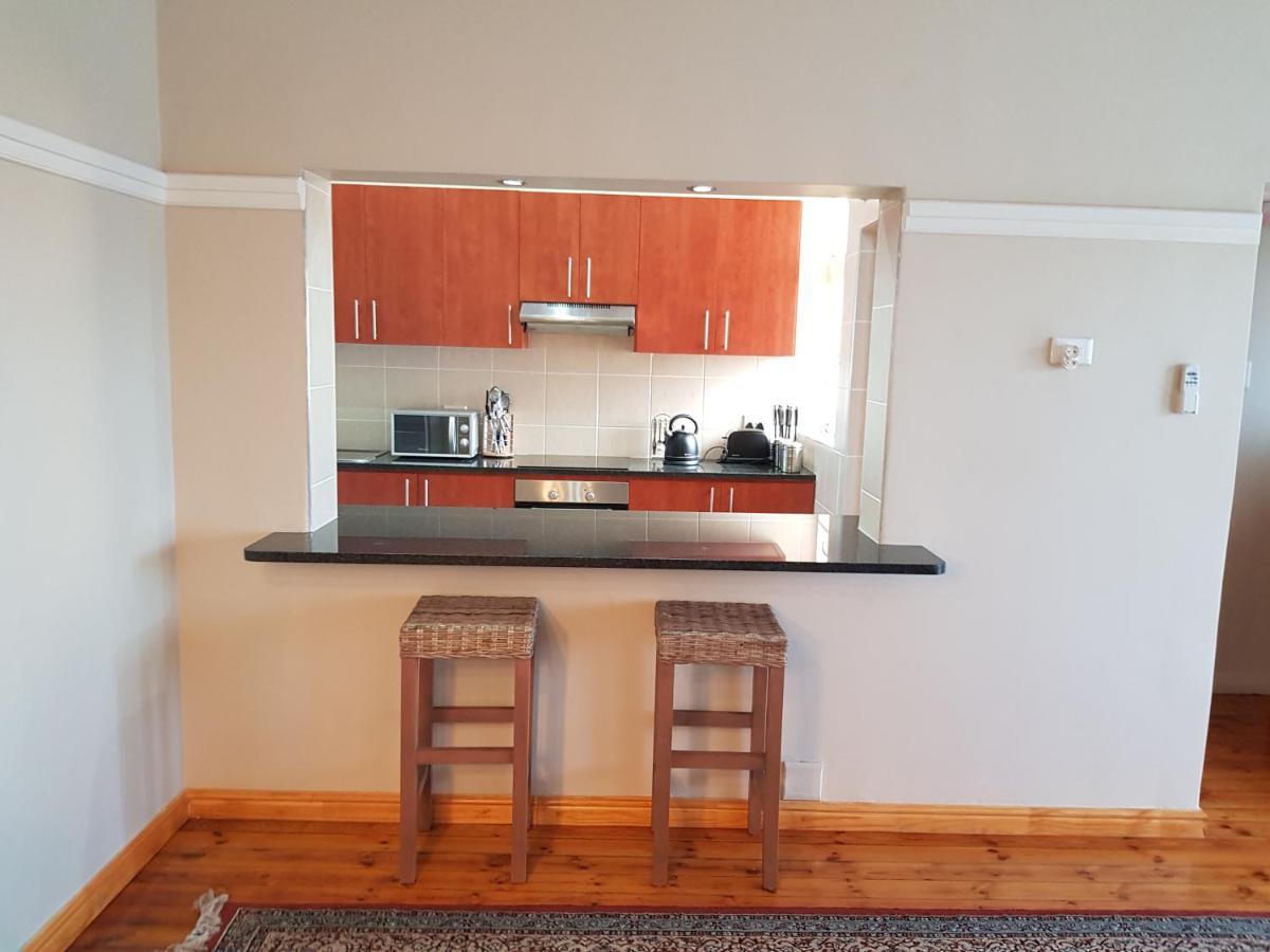 Bramber Court Art-Deco Self-Catering Apartments Cidade Do Cabo Exterior foto